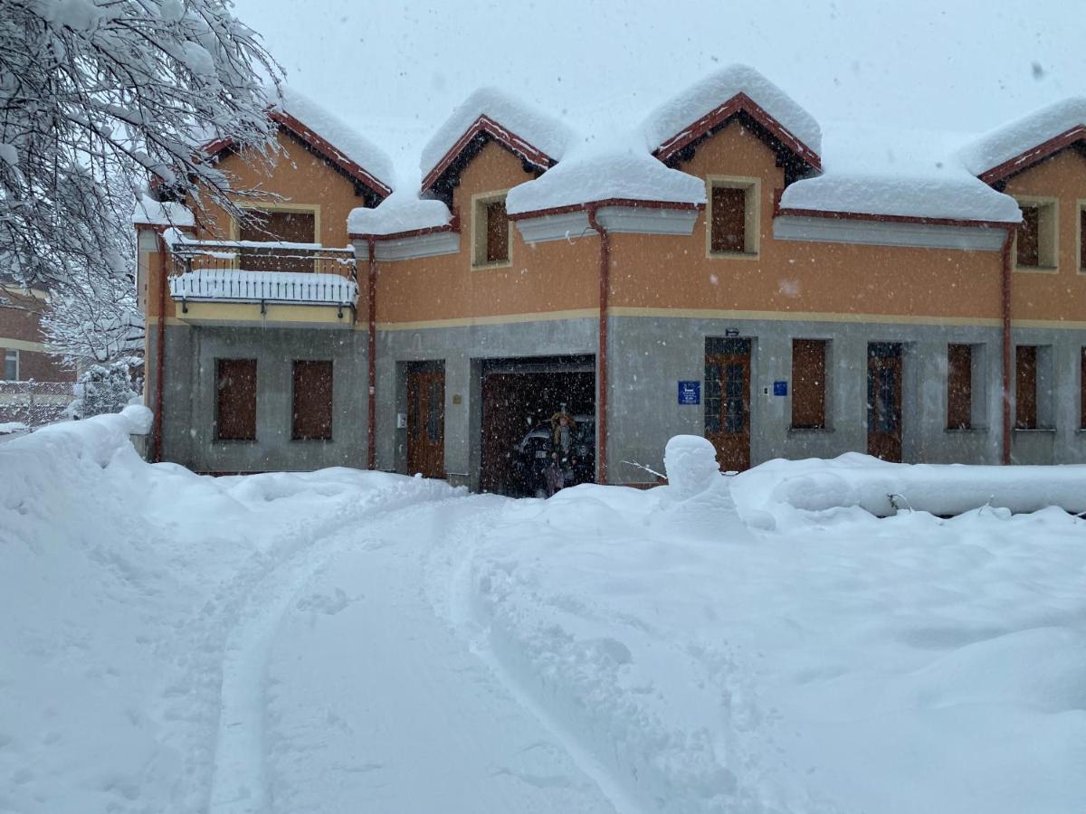 Apartman Galerija Ogulin Exterior foto